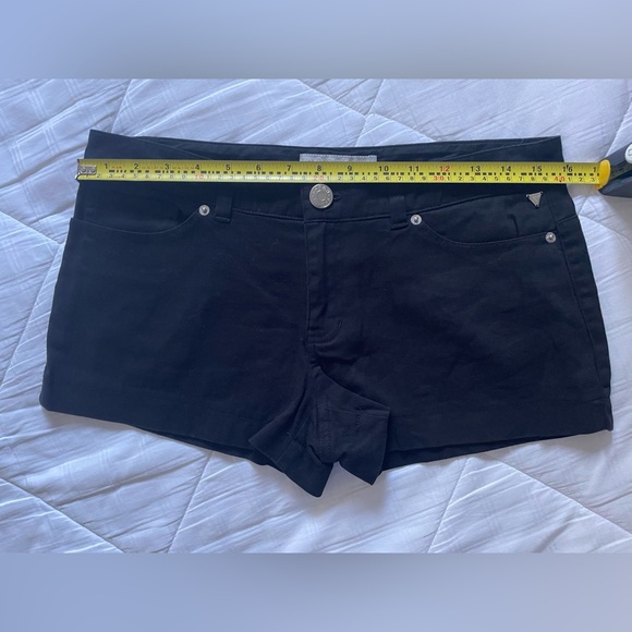 GUESS black shorts - Picture 6 of 10